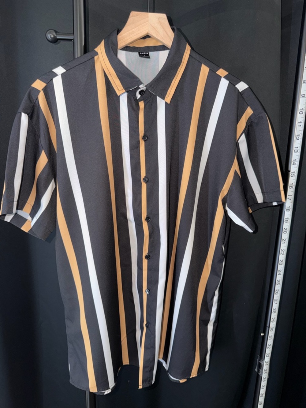 SHEIN Black Short-Sleeve Button-Up Shirt with Tan & White Stripes